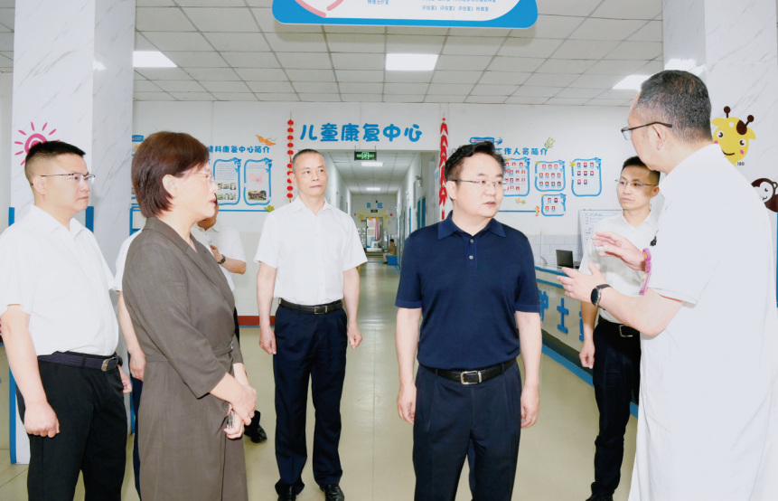 向全市广大残疾人及其亲属 向广大残疾人工作者致以亲切问候(图1) 向全市广大残疾人及其亲属 向广大残疾人工作者致以亲切问候(图1)